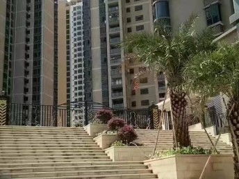 深圳羊臺(tái)國際 地下停車場與管道燃?xì)恺R備的山景品質(zhì)居所